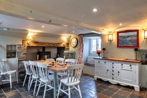 South Molton Casa | Finest Retreats - Whitley