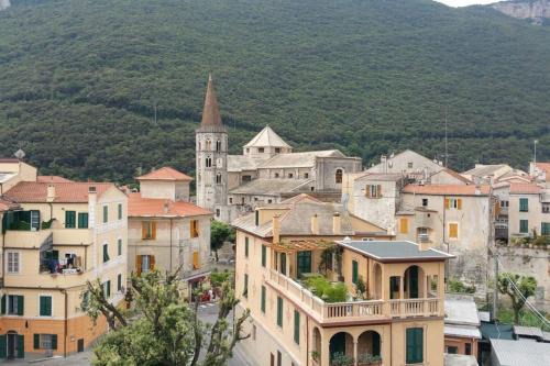 Finalborgo Apartamento | Finestra sul Borgo