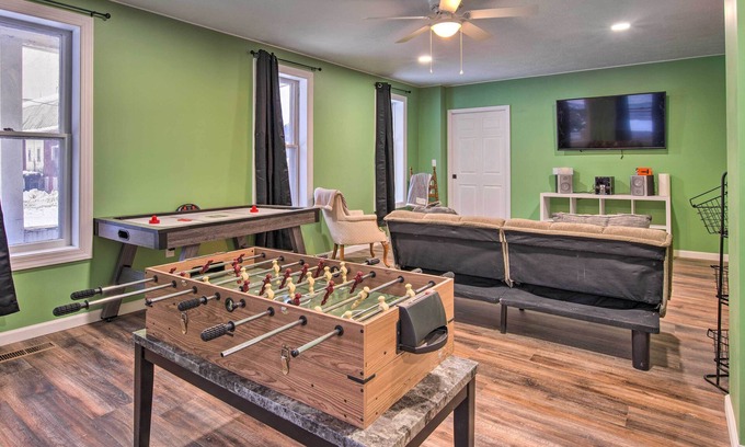 Etna Casa | Finger Lakes Home ~ 18 Mi to Cornell University!