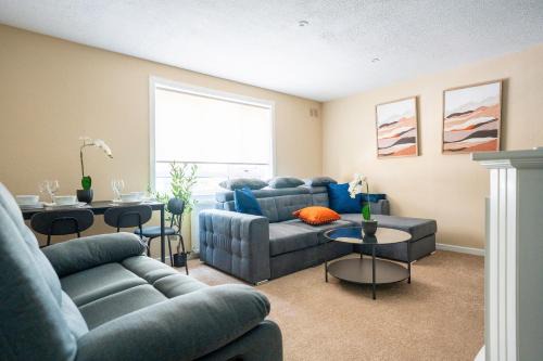 Douglas and Angus Apartamento | Finlow Place