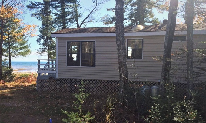 La Pointe Cabina | Finn McCool - 200 Feet of Sand Beach just steps away!