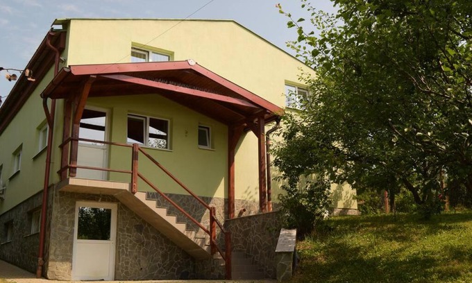 Livezeni Apartamento | FinnApartman