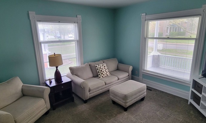 Owosso Apartamento | Fins Inn Apt B