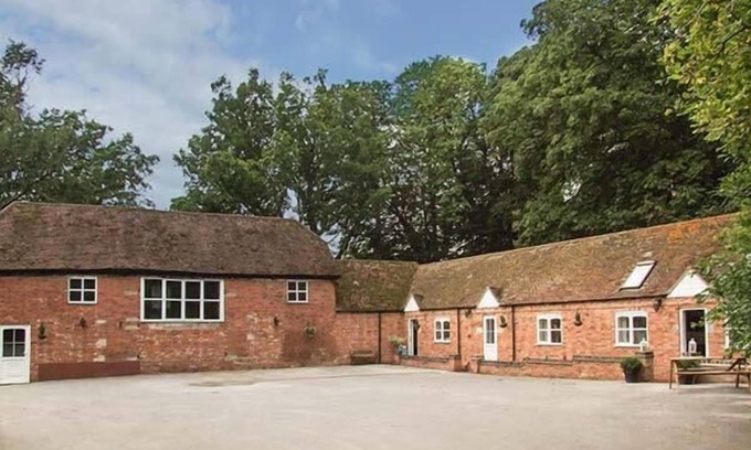 Little Witcombe Cabaña | Finwood Cottage 1, ROWINGTON