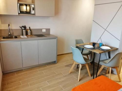 Monforte d'Alba Apartamento | FIORDAELISA APARTMENT