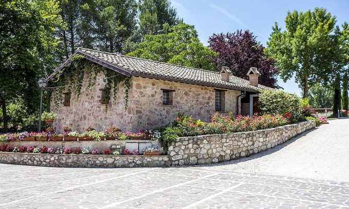 Crocemaroggia Otro | apartamento fiordaliso en casa rural con jardín y piscina