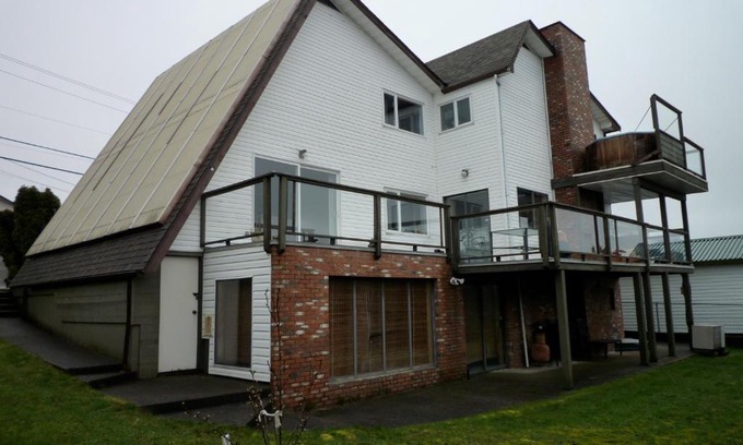 Campbell River Cama Y Desayuno | Fireflies Bed & Breakfast
