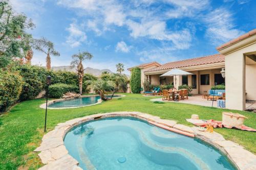 Desert Club Estates Casa | Firefly by AvantStay Spacious Backyard w Pool Hot Tub