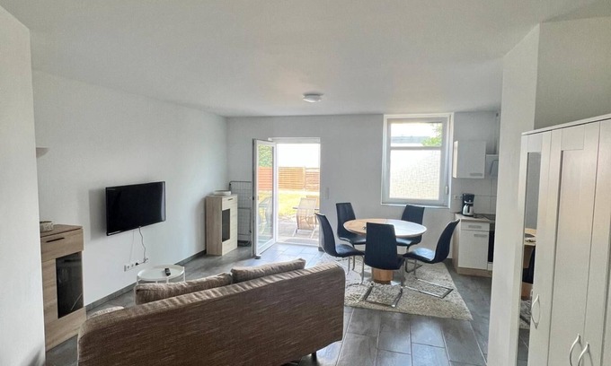 Oberhavel Apartamento | First floor apartment with enclosed garden max. 5 persons. Pet friendly!