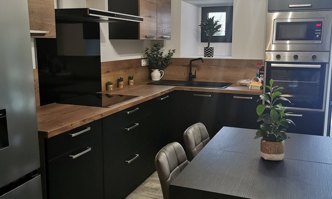 Mercues Apartamento | First floor apartment for rent in a residential building