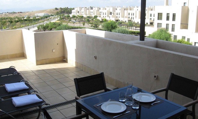 Corvera Apartamento | Primer piso, no fumadores, aire acondicionado, 4 personas, lujo, golf