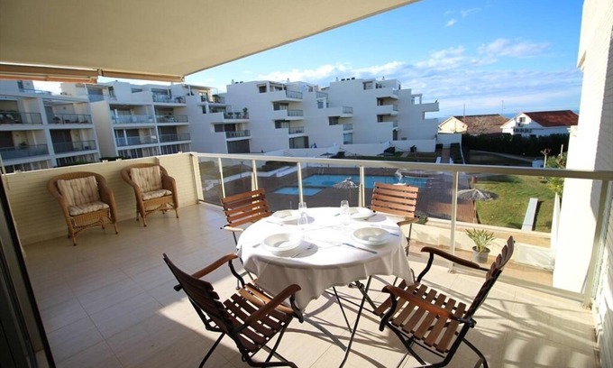 Molinell Apartamento | APARTAMENTO EN PRIMERA LÍNEA DE PLAYA CON VISTAS AL MAR. WIFI.