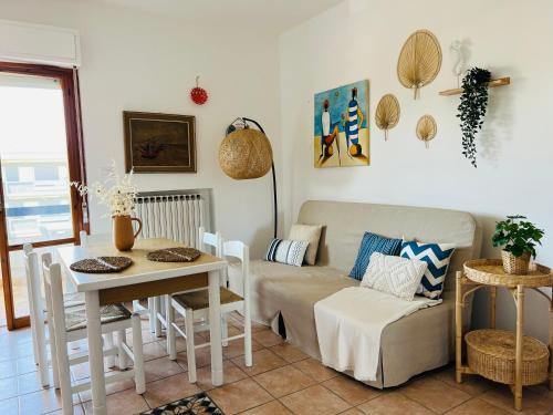 Silvi Marina Apartamento | First Line Sea View Apartment Caravella