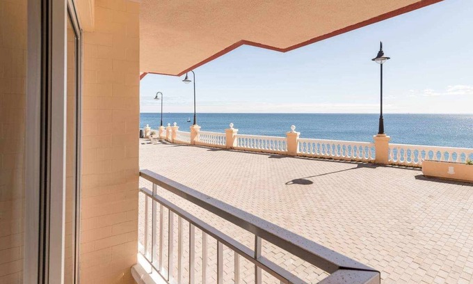 Telde Apartamento | Primera línea con preciosas vistas al mar