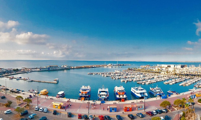 Santa Pola Apartamento | Primera línea con mar y playa a 150m, compras, Santa Pola