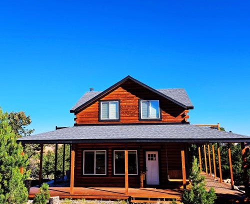 Torrey Casa | Fish Creek Cabin