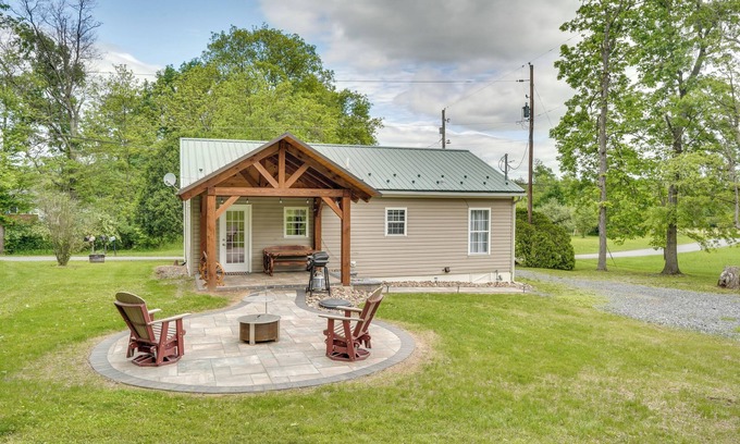 Dewart Casa | Fish, Hunt & Hike: Pet-Friendly Home in Allenwood