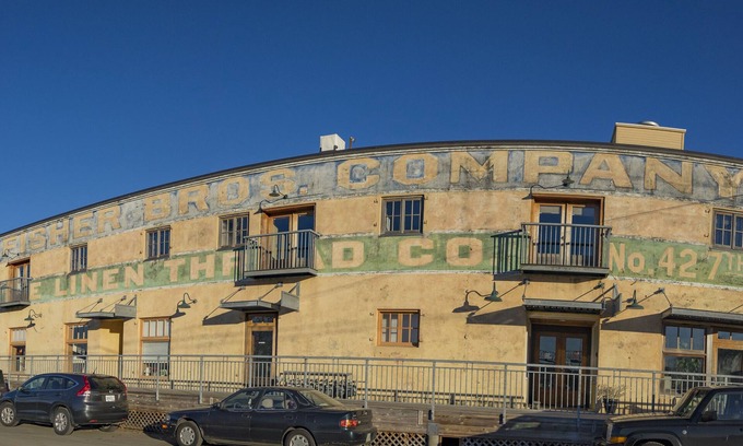 Astoria Condominio | FisherBros Flats 202