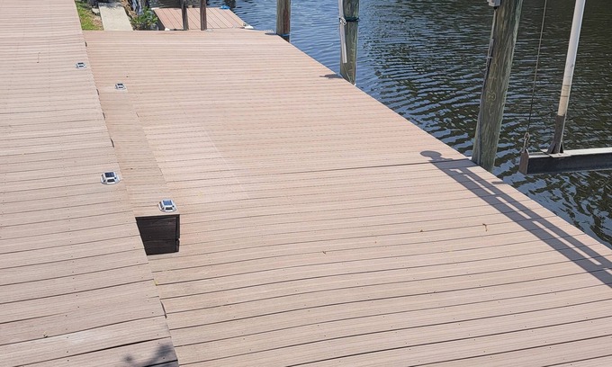 Homosassa Casa | Fisherman's Paradise w/ Waterfront and 2 KING suites. Bring your boat! 40' dock