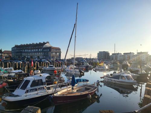 West Bay Apartamento | Fishermans Locker