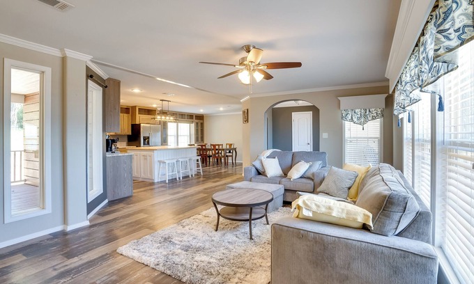 Negreet Cabina | Community Boat Launch: Many Vacation Rental!