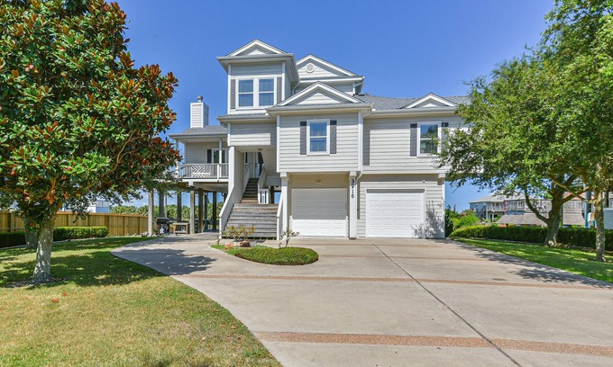 Spanish Grant Casa | Fishing and Beach Memories