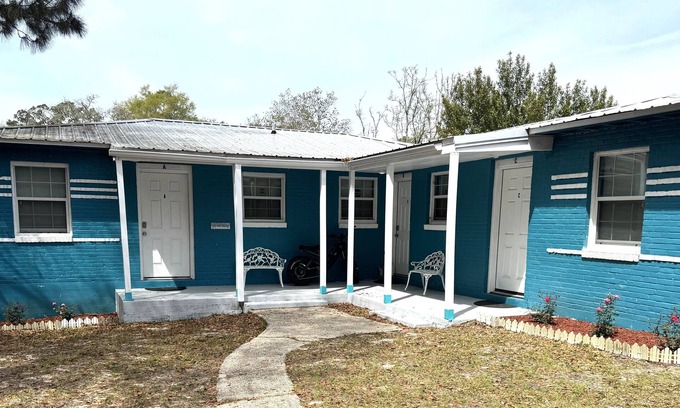 Navy Point Apartamento | Fishing Retreat Unit C