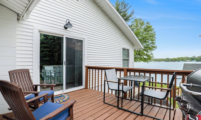 White Cloud Casa | Fishtails Cottage On Diamond Lake
