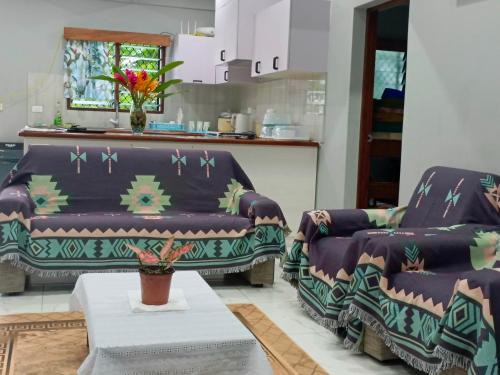Port Vila Cama Y Desayuno | Fitz & Oritz Homestay