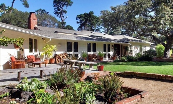 Jack's Peak Casa | Cinco Acre Retreat, Great Location