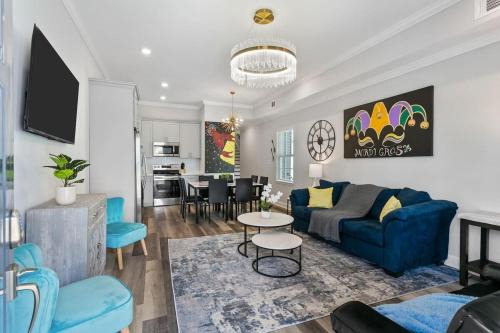 Tulane - Gravier Casa | FIVE Bathrooms with FIVE Bedrooms and Stylish