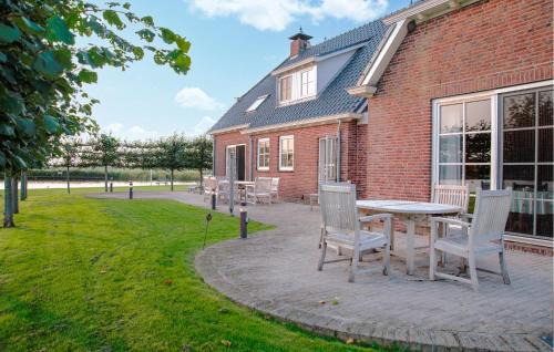 Lemmer Casa | Five Bedroom Awesome Home In Lemmer