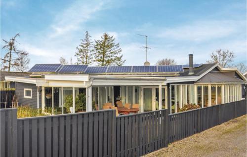 Hasmark Strand Casa | Five-Bedroom Holiday Home In Otterup