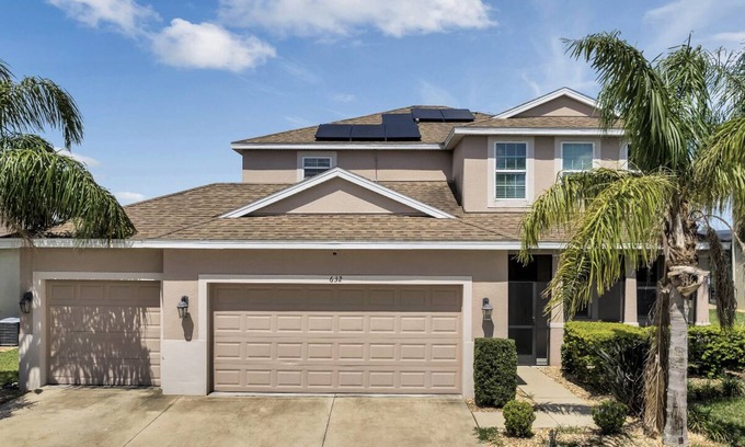 Clermont Casa | Five bedroom three bath, luxury home, located in Groveland Florida Fl