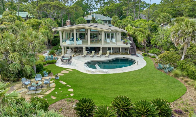 Sea Pines Casa | Five Bedroom Oceanfront Sea Pines Home with Private Pool and Oceanfront Views