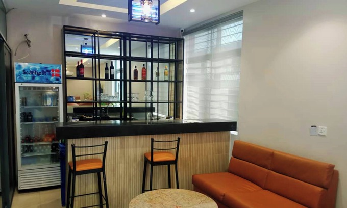 Lekki Hotel | Five Clover Inn Abijo