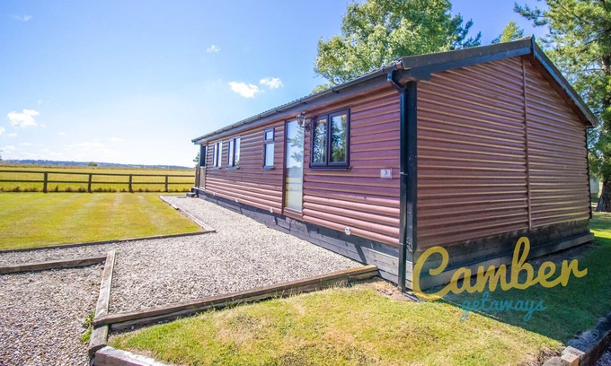 Romney Marsh Casa | Five Waterings - Luxury Lodge - Kent Countryside