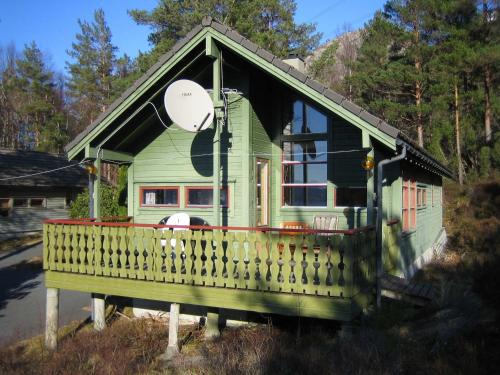 Lyngstranda Casa | Fjordhytte-41 mit mietbarem 9,9 PS Motorboot am Hardangerfjord