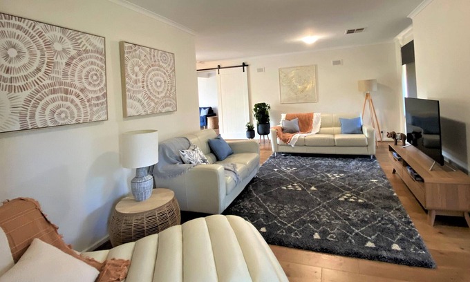 Flagstaff Hill Casa | FLAGSTAFF HOUSE – Entire Deluxe Hills Retreat