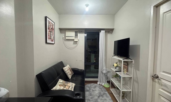 Highway Hills Condominio | Condominio Flair Towers cerca de MRT Bonifacio y Shaw dentro de Greenfields