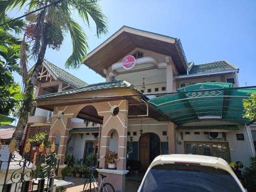 Padang Casa | Flamboyan House