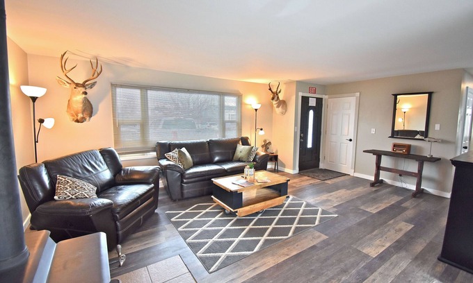 Manila Cabaña | Flaming Gorge Home - Family, Fishing, Boating, Fun!