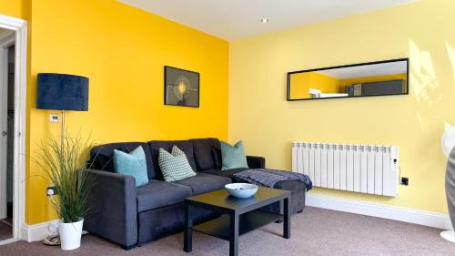 The Lanes Apartamento | Flat 5 mins away from beach!