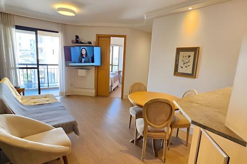 Indianopolis Apartamento | Flat Apart-Hotel com dois quartos e dois banheiros uh127