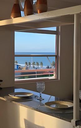 Praia do Meio Apartamento | Flat beira-mar em Natal
