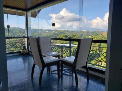 Vila Everest Apartamento | Flat Duplex com Excelente Vista a 1,2 km Capivari
