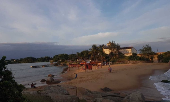 Barra de Sao Joao Casa | PISO EN PRAINHA EN BAR DE SAN
