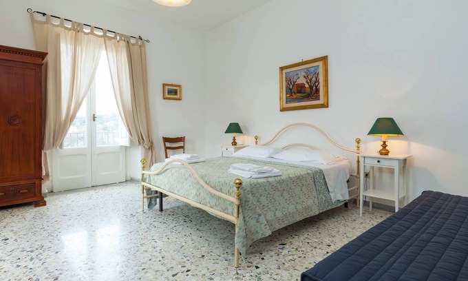 Ceraso Apartamento | Flat In The Center Of Ceraso For Up To 8 People