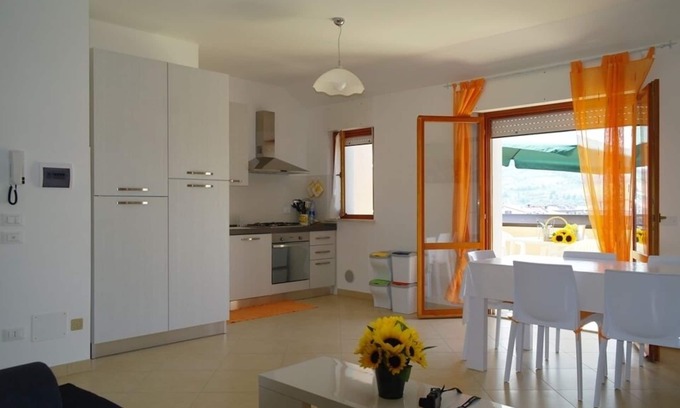 Martinsicuro Apartamento | Ático en el centro del pueblo y a 400 metros del mar.