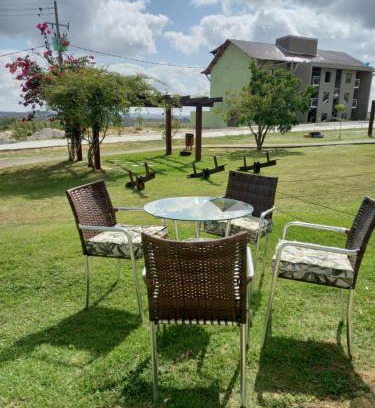 Saire Apartamento | Flat na região de Gravatá - Villa Monte Castelo